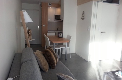 Paroisse des Monts de Bienne Apartment | OUTDOOR TERRACE APARTMENT at the foot of the ski slopes, snowshoeing, sledding