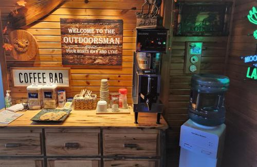 Wawa Hotel | Outdoorsman Motel