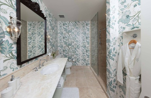 Duck Hotel | Outer Banks Luxury Stay | Beach & Spa + Dining