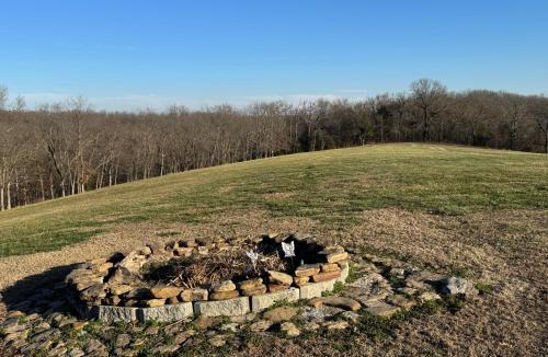Pineville House | Outlaw Ridge
