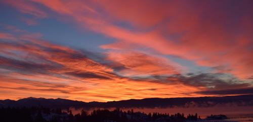 Somers Bed & Breakfast | Outlook Inn Bed and Breakfast