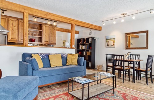 Moose Wilson Road Condo | Outpost: Bearberry 3413