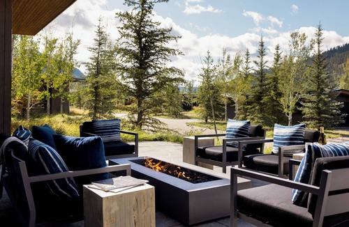 Hoback Junction House | Outpost: Fairway Lodge 5