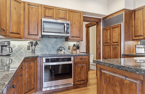 Jackson Condo | Outpost: Grand View 3230 - Air Conditioning!