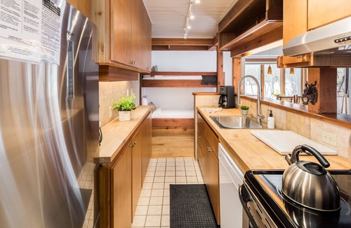 Moose Wilson Road Condo | Outpost: Hollyhock 2011