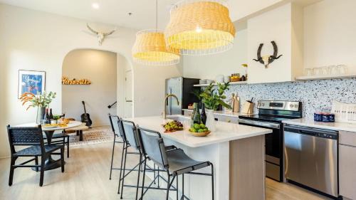 Five Points House | Outrider Buyout - 2 Units Steps to the Action
