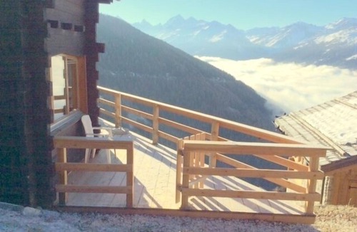 Chandolin Ski Chalet | Outside : 2-storey flat in a typical chalet in Chandolin, for 5 persons, beautiful terrace with nice