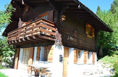 Saint-Luc Ski Chalet | Outside: cottage for 4 people, ground floor with garden and garden furniture, balcony -Interior: 80