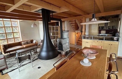 St. Luc Ski Chalet | Outside : Modern architecture chalet of 3 floors, for 6 person, beautiful panoramic viewInside : 16