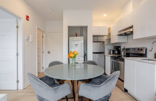 Gay Village Apartment | Outstanding 1BR |Downtown +steps to metro staion