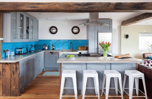 Pevensey House | Outstanding luxury beachfront holiday experience with hot tub