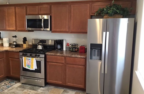 Elmwood Park House | Outstanding! Professionally Cleaned, Self Check In - Sleeps 14