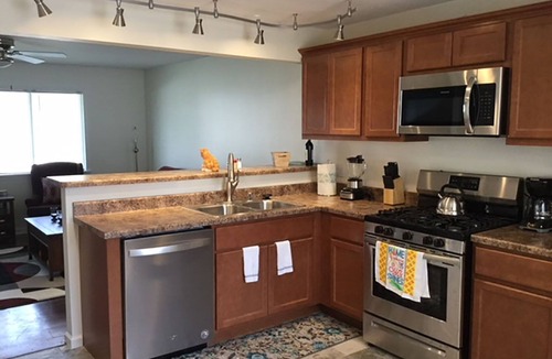 Elmwood Park House | Outstanding! Professionally Cleaned, Self Check In - Sleeps 14