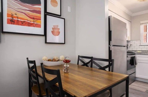 North Camellia Acres Apartment | OV Mosaic - Dawn Suite