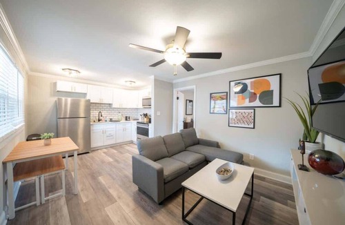 East Ocean View Apartment | OV Mosaic - Summer Suite