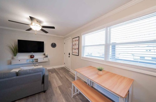 East Ocean View Apartment | OV Mosaic - Summer Suite
