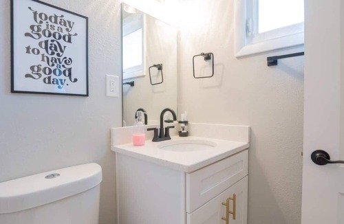 East Ocean View Apartment | OV Mosaic - Summer Suite