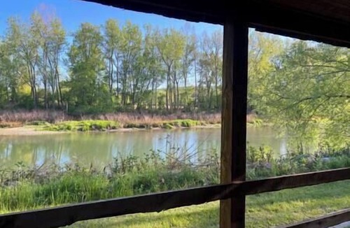 Belfast Cabin | :)Over The River Through The Woods Comfy4Q Beds #4