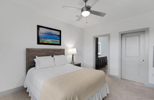 Farragut Apartment | Overlook 3205 Modern Luxury Parking