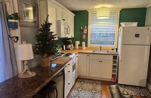 Snowshoe Condo | Overlook Condo 21-C Studio Off Mountain Lodging