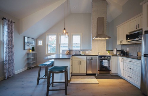 Overlook House | Overlook Cottage, Upscale w/Off-Street Parking!