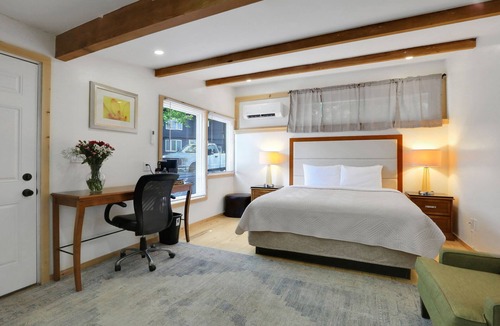 Saugerties Hotel | Overlook Hotel