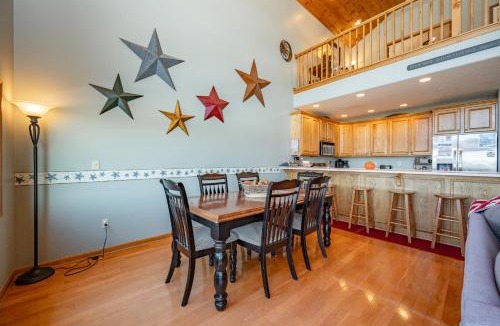 McHenry House | Overlook Mountain Villa 4B