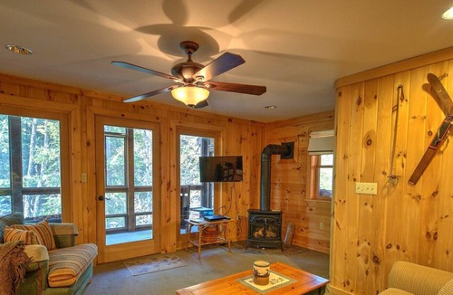 Inlet Cottage | Overlook on 5th - The Cottage