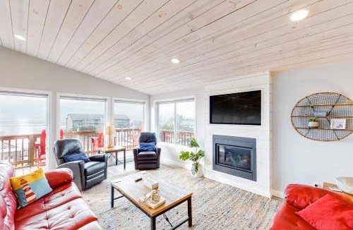 Newport House | Overlook