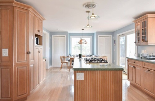 Truro House | Overlooking Corn Hill w/Hot Tub!