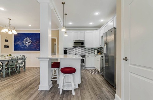 Cape Charles House | Overlooking Park with 1st and 2nd Floor Primary Suites - Anchors by the Park