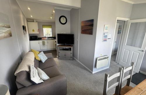 Oulton Broad Apartment | Overlooking the Norfolk Broads