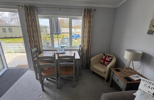 Oulton Broad Apartment | Overlooking the Norfolk Broads