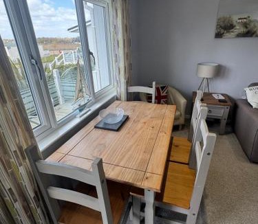 Oulton Broad Apartment | Overlooking the Norfolk Broads