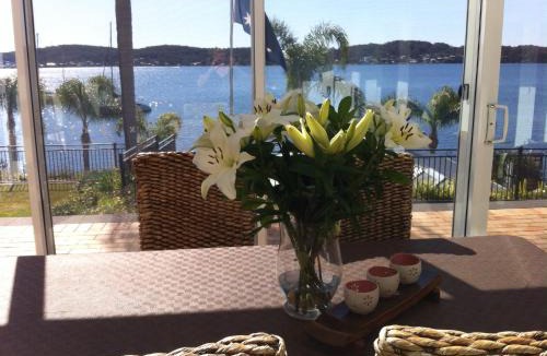 Fishing Point Bed & Breakfast | Overnight Reflections B&B