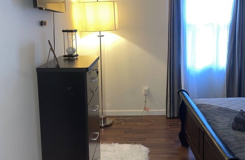 Hicksville Apartment | Oversize1Bedroom near everything !
