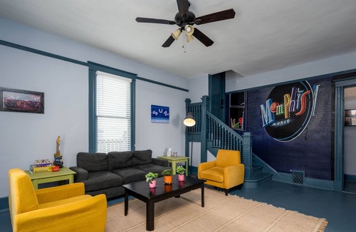 Midtown House | Overton/Medical District 2 units/7 beds/sleeps 14