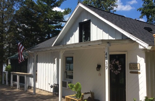 Town of Owasco Cabin | Owasco Lake Cottage in the heart of the Finger Lakes Region