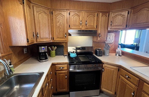 Auburn House | Owasco Lake House with Central Air!