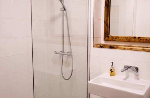 Knutsford Bed & Breakfast | Owen House Farm