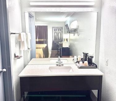 Owensville Hotel | Owensville Inn