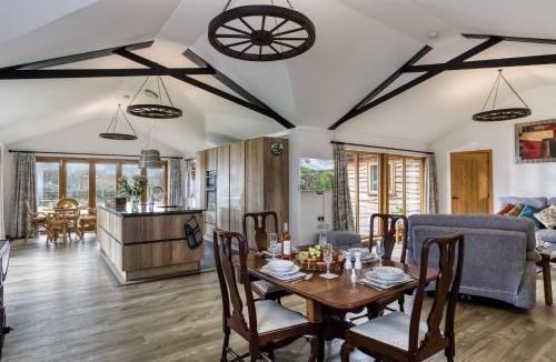 Woodford Halse House | Owl Barn