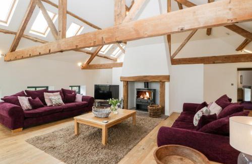Little Cowarne House | Owl Barn