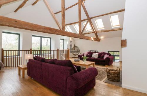 Little Cowarne House | Owl Barn
