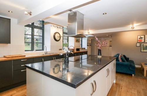 Little Cowarne Cottage | Owl Barn