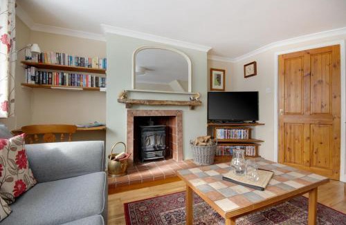 Holt House | Owl Cottage