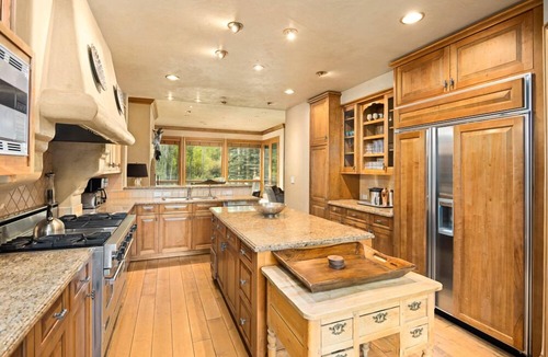Snowmass Village House | Owl Creek 20 | Luxury family home with private balcony, deck, hot tub, and patio - near lifts!