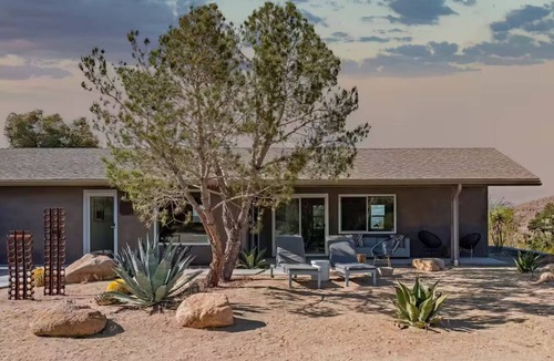 Joshua Tree Highlands House | Owl & Hare, near Joshua Tree park entrance