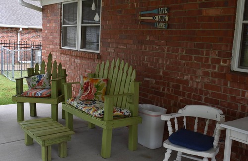 Checotah House | OWL LITTLE LAKE HOUSE A FUN WALK TO SANDY BEACH