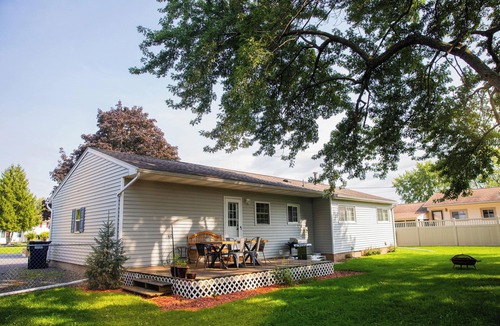 Rochester House | Owl's Nest - A Rochester Escape! RIT & UoR Nearby!